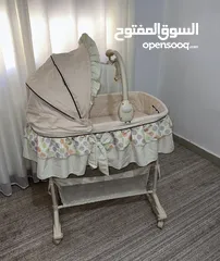  5 مهد مستعمل نظيف جداً للبيع