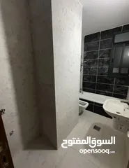 13 شقة مشطبة للبيع بمواصفات مميزة في بيتونيا