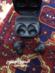  2 Samsung Galaxy Buds 2 Pro