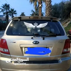  21 كيا سيرينتو جيب.بحالة ممتازة مش ناقصها شيء.كاش او اقساط