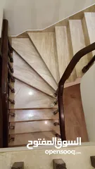  24 شقه مع روف مميزه للبيع