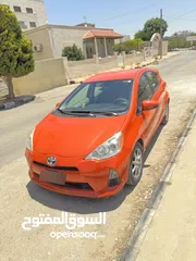  1 تويوتا بريوس سي بحالة ممتازة 4 جيد