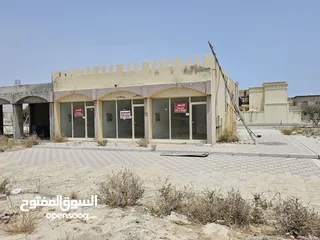 5 مبنى محلات تجاريه للبيع في دبا الفجيرة