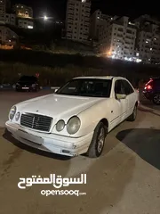  3 مرسيدس قرش ونص للبيع