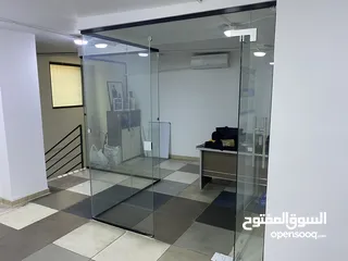  6 3 محلات ديكورات كاملة  مساحة 400 متر علي شارع وادي صقرة