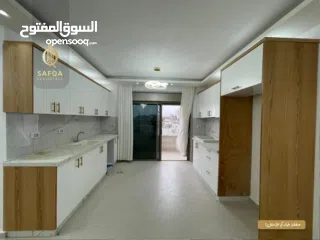  10 شقة غير مفروشة مميزة بتشطيب عصري واطلالة بالقرب من بنك فلسطين الادارة العامة