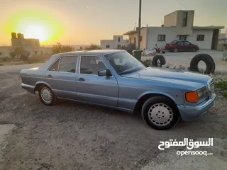  1 Mercedes E300 1986 Full إضافات  فحص نخب نخب ولا ضربة  إمكانية البيع دفعة وشيكات