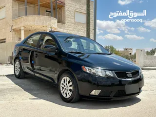  2 كيا سيراتو فل كامل مع فتحه فحص كامل   ماتور جير فحص مرخصه سنه كامله مالك واحد منذو شرائها من الحره