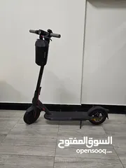  2 Xiaomi Electric Scooter 4 Pro