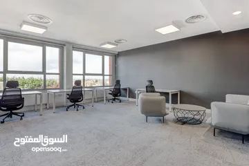  6 Private office space for 4 persons in Muscat, Al Fardan Heights