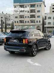  13 كيا سورينتو ترخيص 2022 محرك 1600 هايبرد   جير أوتوماتيك 240 حصان