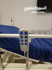  2 سرير طبي للبيع (كهربائي)  مع مرتبه مقاومه للحراره ( استخدام شخصي) - حاله ممتازه