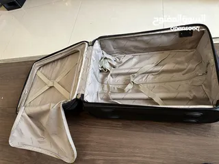  11 Bag for traveling with good condition