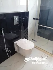 11 شقق مميزة للبيع على طريق المطار