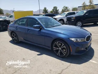  5 بي ام دبليو 330i موديل 2023 بالحادث