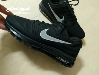  12 حذائين .NIKE AIR MAX اصليات وكاله لساتهم جداد