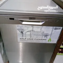  4 جلايه استخدام اقل من شهرين لسا جديده والله سبب البيع العوده الى سوريا ولا خدش