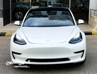  8 تيسلا 2022 model 3 فحص كامل اوتوسكور +B بدون ملاحظات بودي (كرت ابيض) بحالة الوكالة بسعر لقطة ومحرووق