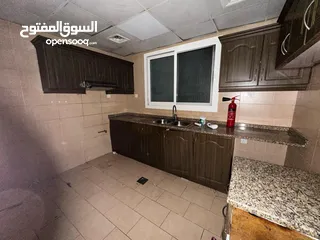  18 (محمد سعد) اكبر مساحه غرفتين وصاله بالقاسميه مع 3 حمام وبلكون بناء جديد