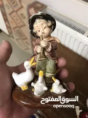  4 مجسم وشخصيات