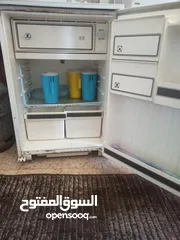  1 ثلاجه معربايه اطفال