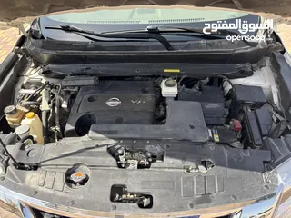  9 2014 Nissan Pathfinder SL - Full Option - Low KM - Four Wheel Drive - GCC