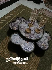  3 قماش بدون اسفنج للبيع بحاله ممتازه مع الطاولات