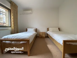  8 شقة مفروشة كامل للإيجار-طابق اول-175م-الرابية-الجاردنز