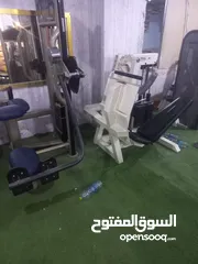  4 نادي حديد كامل