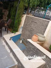  4 شقه ارضيه للبيع