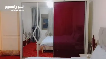 1 غرفه نوم بحاله الوكاله استعمال خفيف خشب زان