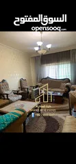  5 شقة طابق أول في جبيهة  قرب الجامعة الاردنية...سعر مميز