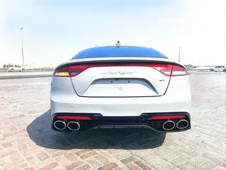  30 Kia STINGER 2.5 GT Line Model 2023 UAS spec