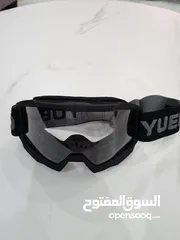  1 YUEDIO نظاره خوذه ماركه