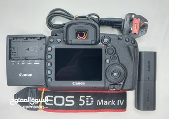  3 للبيع كامير canon 5d mark 4 -عداد الشتر 27 الف. -الكاميرا وكالة نظيفة جدا استخدام شخصي. (شنتة+بطارية