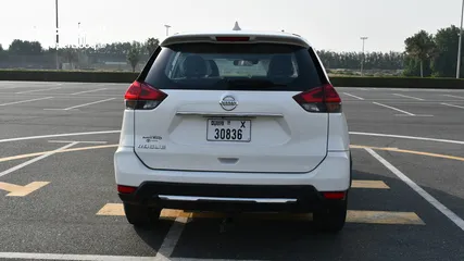  6 Available for Rent Nissan-Rogue-2020
