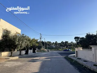  13 ارض للبيع من المالك مباشرة بموقع متميز في منطقة الجويدة
