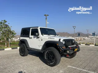  5 للبيع بشكل عاجل Jeep JK 2018 / البيع لسداد التمويل