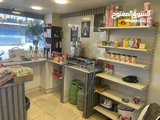  6 قهوة للبيع في الوسط التجاري موقع حيوي وسعر حرق