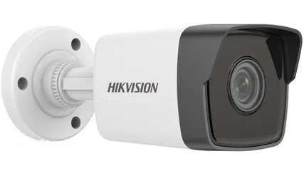  4 4 كاميرات مراقبة Hikvision وشاشة