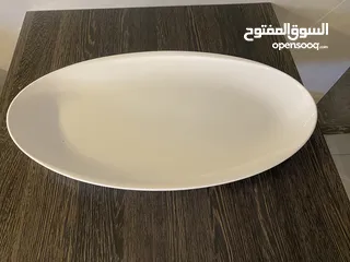  2 جاطات تقديم (اكل أو حلويات)