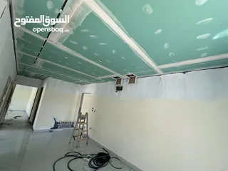  3 شقق جديده طريق المطار  ضاحيه الأمير علي  بالقرب بيت المقدس يوجد ثالث مع روف