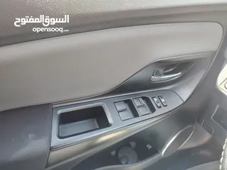  16 تويوتا يارس هايبرد - سنه 2016 -فحصها 7جيد -مواصفات اوروبية .استخدام شخصي خفيف