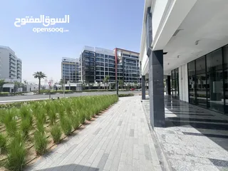  2 محل تجاري للإيجار في قلب رفيرا مشروع به 75 بنايه سكنيه بالقرب من برج خليفه