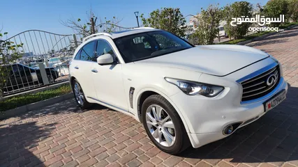  10 Infiniti Fx35 very good conditions and price