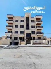  30 شقة جديدة ثالث مع روف دوبلكس مساحة البناء 183+61 م2 تراس للبيع في عمان منطقة شفابدران
