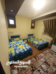  7 شقة مفروشة مجهزه بالكامل للايجار 3 غرف في مكان مميز في زايد