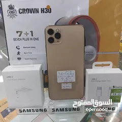 1 ايفون 11 pro max  جيجا 64 و 256 بدون كرتونه مغير شاشه اصلي هدية كفر ولزقة وشاحن الاصلي متوفر توصيل
