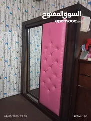  1 غرفه نوم بنات تختين مع خزانه وتسريحه