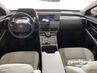  19 تويوتا bz4x 2022 برو فل الفل عداد 14 الف كيلو السياره بحاله الوكاله